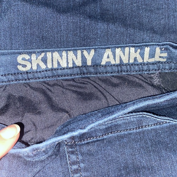Women’s New York and company jeans size 10 skinny ankle - Picture 3 of 5